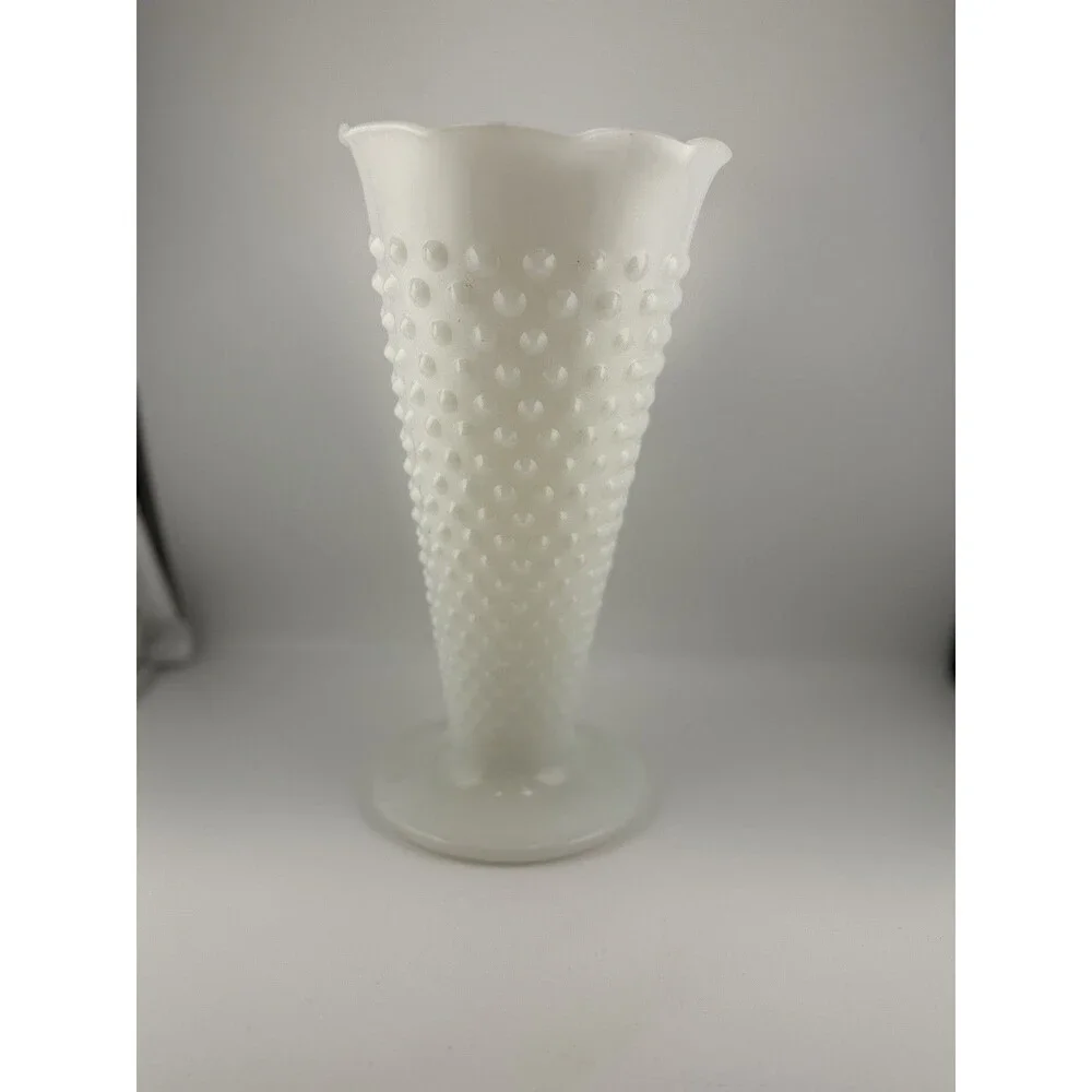Vintage Anchor Hocking Milk Glass Hobnail Vase Scalloped Rim 9.5” Footed White